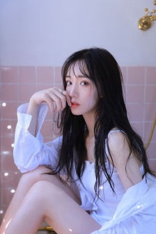 丰满的闺蜜3
